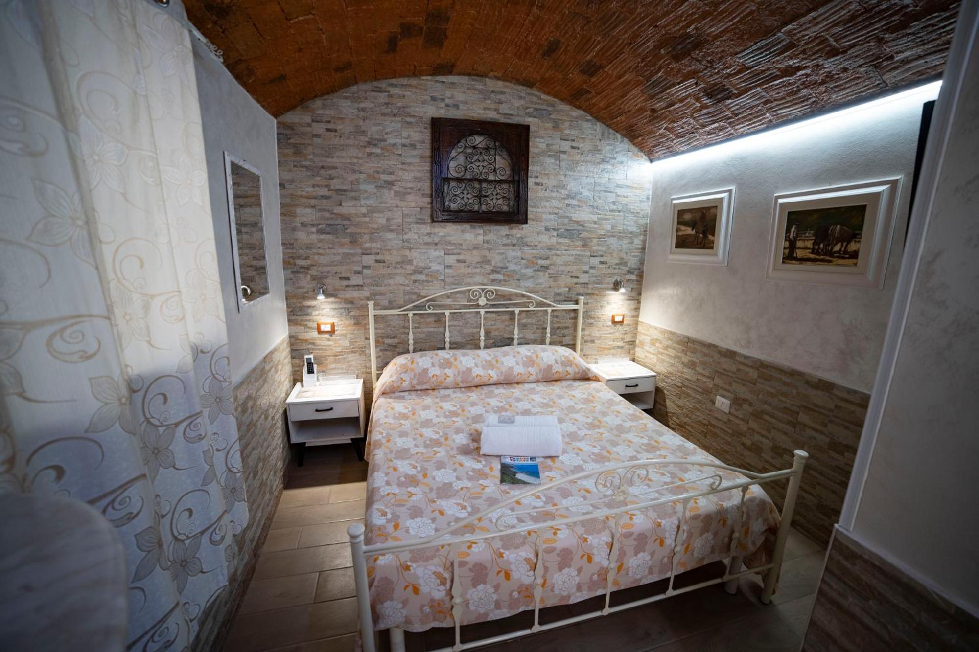La Perla Del Tirreno Acomodação com café da manhã Tropea Exterior foto