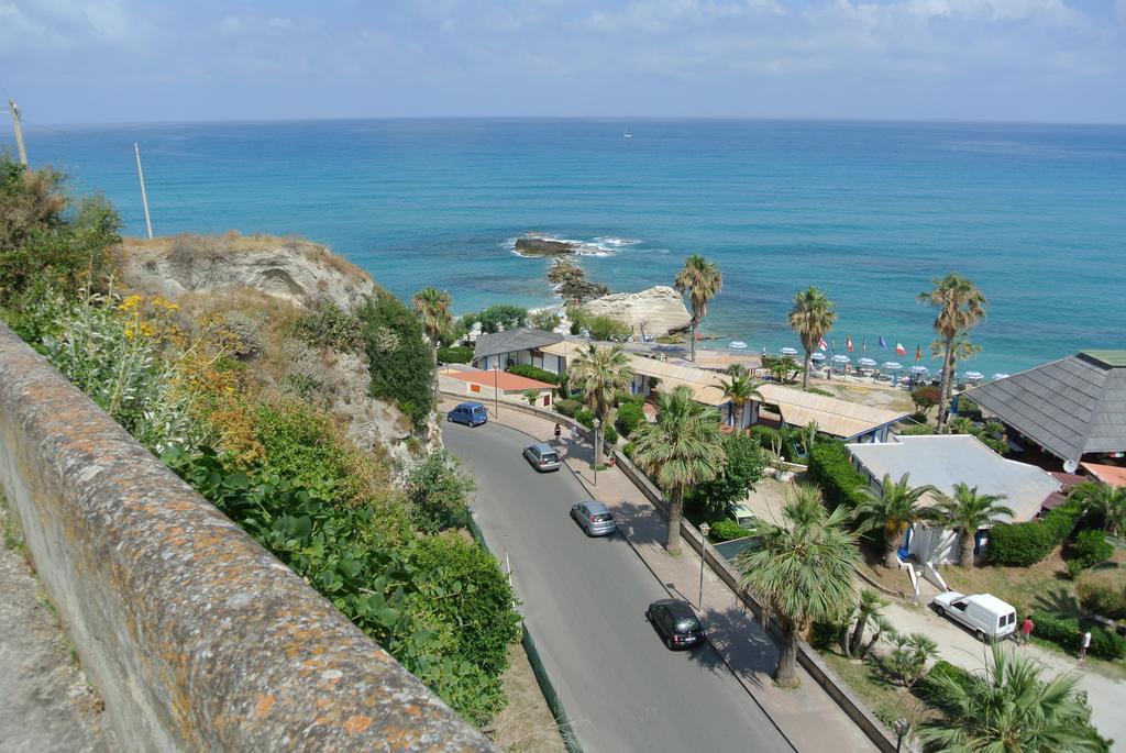 La Perla Del Tirreno Acomodação com café da manhã Tropea Exterior foto